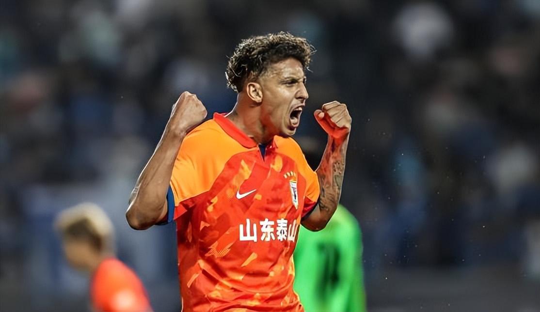 Góc Nhìn OKVIP: Tin vui! Dalian Yingbo có thể lần đầu chiêu mộ ngoại binh từ Shandon